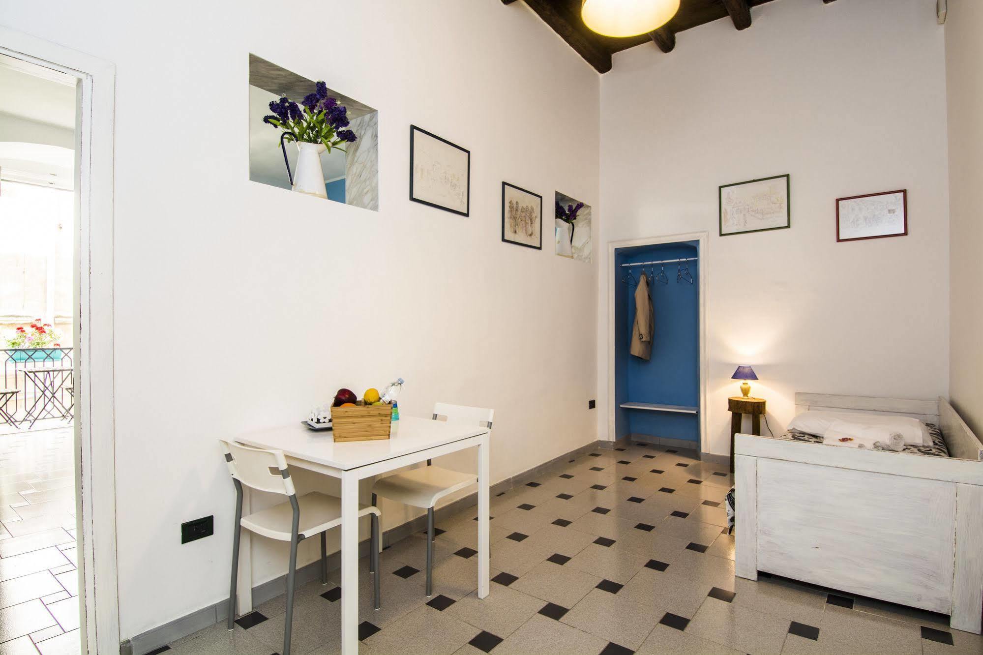 Bed and Breakfast Terra Del Sole Trani Pokoj fotografie